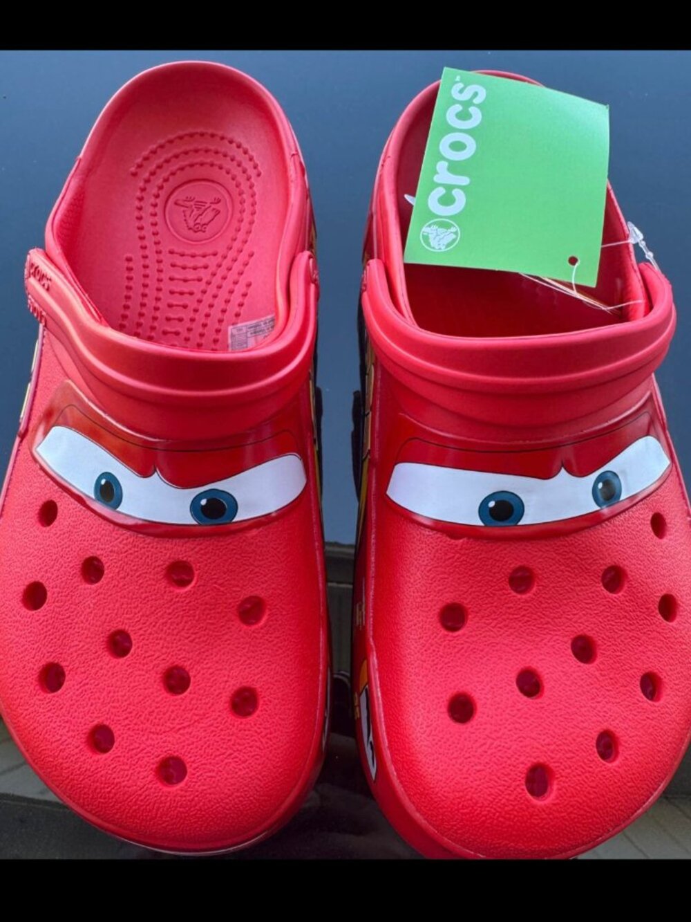 NEW Crocs (SIZE 7) Lightning McQueen Clog Adult Shoe Limited Classic No Lightup - Picture 3 of 6